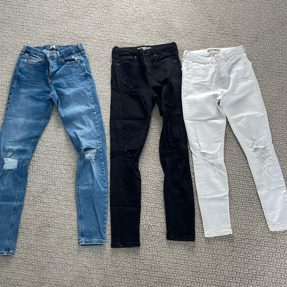 THREE pairs of TOPSHOP Jamie denim jeans size 28